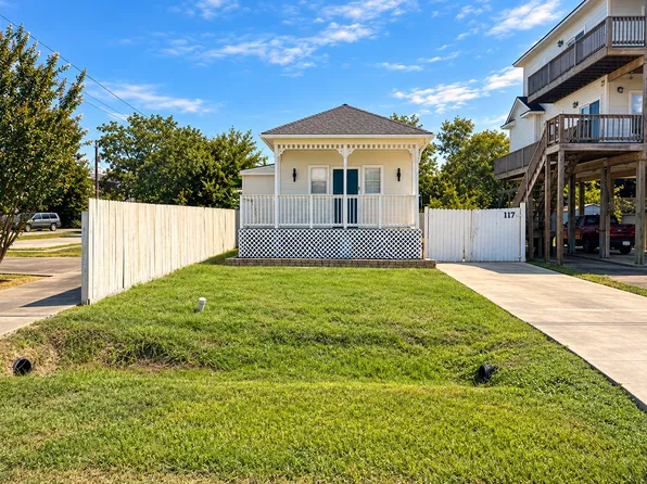 117 11th St, San Leon, TX 77539