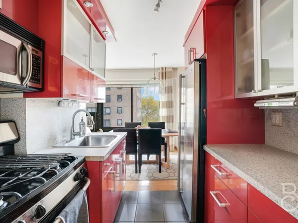 33-47 14th Street image 7 of 16