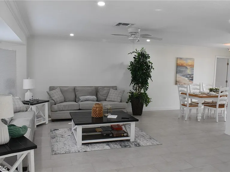 4135 Coronado Pkwy — Photo 12