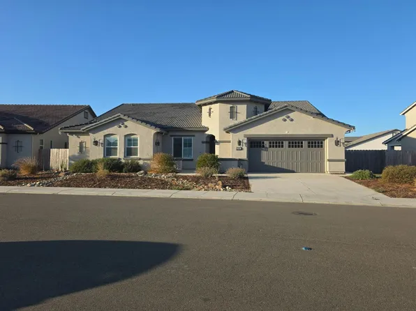 208 Manhattan St, Manteca, CA 95337