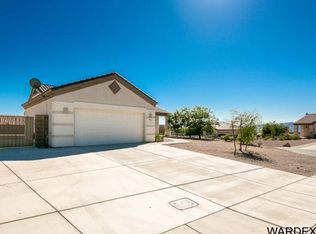 2610 Discovery Rd, Bullhead City, AZ 86442