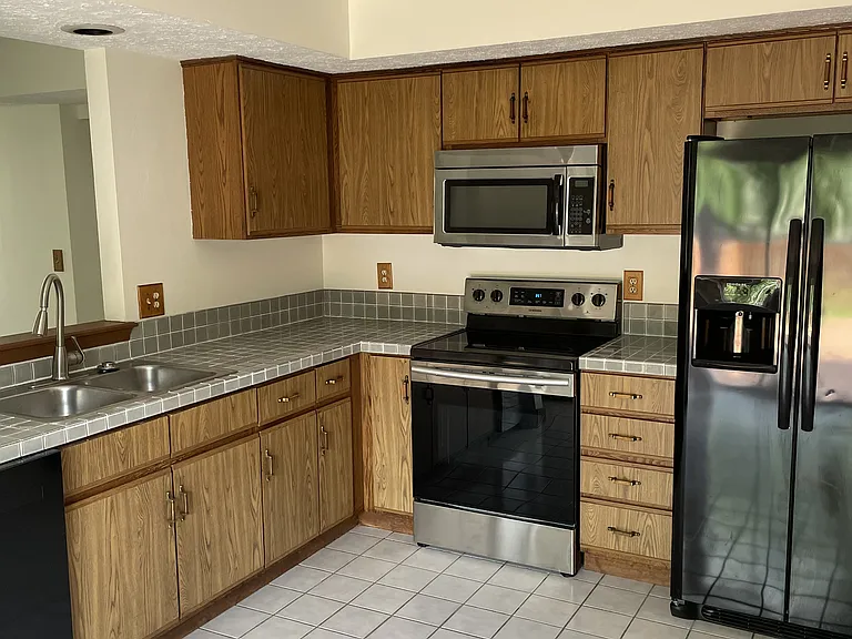 7520 Liquori Ct — Photo 21