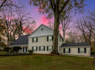 1425 Montague Dr, Vienna, VA 22182