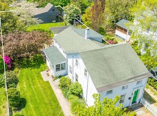 529 2nd St, Greenport, NY 11944