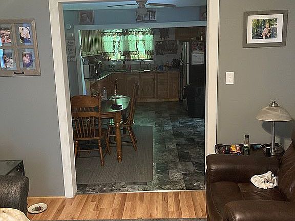 Living room to kitchen 