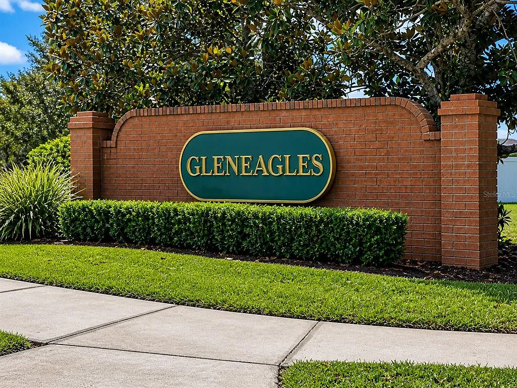 4 bed, 3.0 bath, 2015 sqft, $3,000 — Photo 4