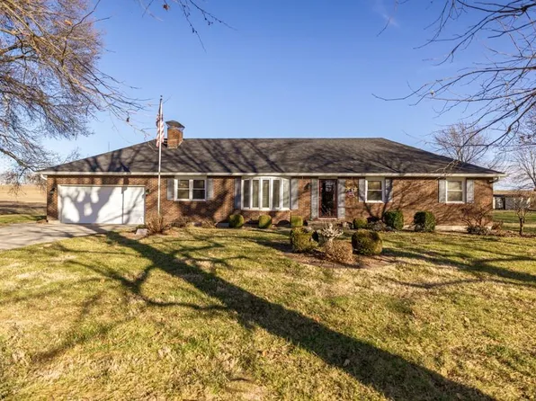 1103 Broad St, Waverly, MO 64096