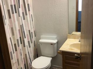 906 Birch St #B, Canadian, TX 79014