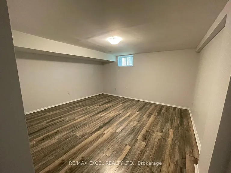 244 Demaine Cres #BASEMENT — Photo 10