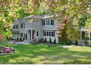 14 Christopher Rd, Ridgefield, CT 06877