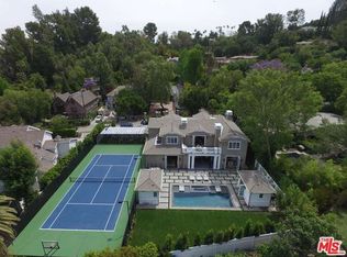 4711 Balboa Ave, Encino, CA 91316