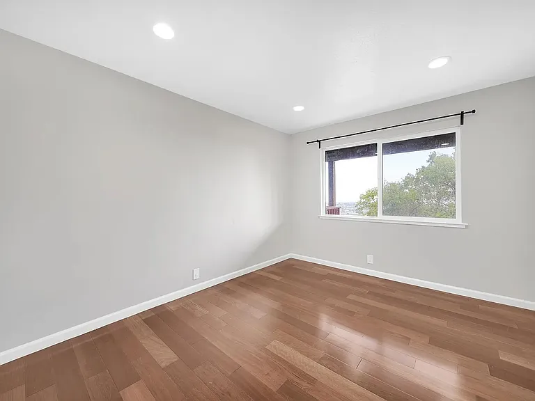 430 Erlin Dr — Photo 16
