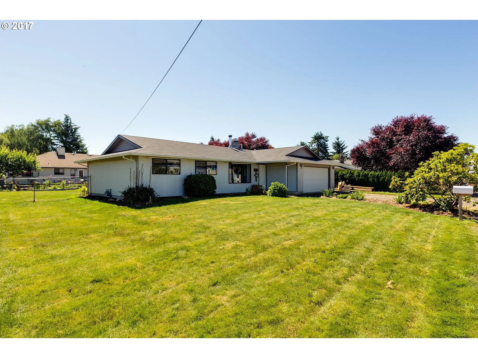 179 Fenton Ave photo 1
