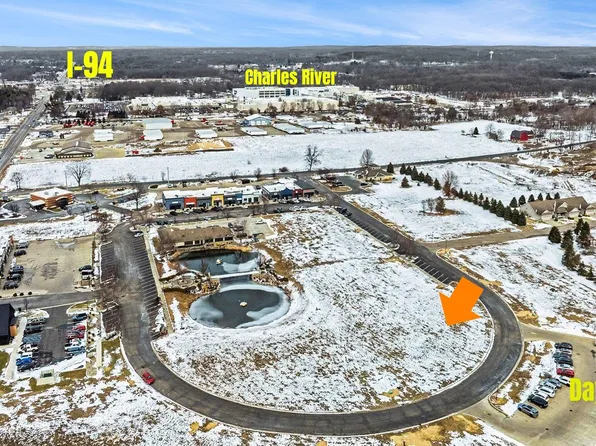 23850 Village Center Cir, Mattawan, MI 49071