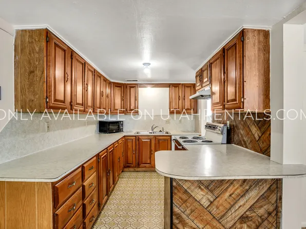 357 S 200 W, Springville, UT 84663