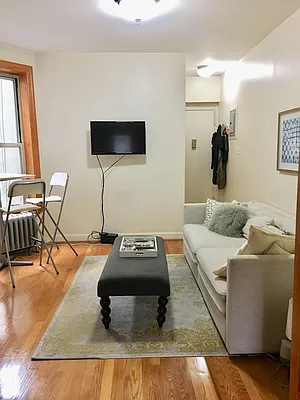 Rented by Warren T Real Estate Corp. | media 10