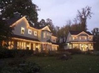 1131 Berwood Dr, Morgantown, WV 26505