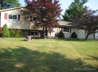 7801 Taft Rd, Romeo, MI 48065