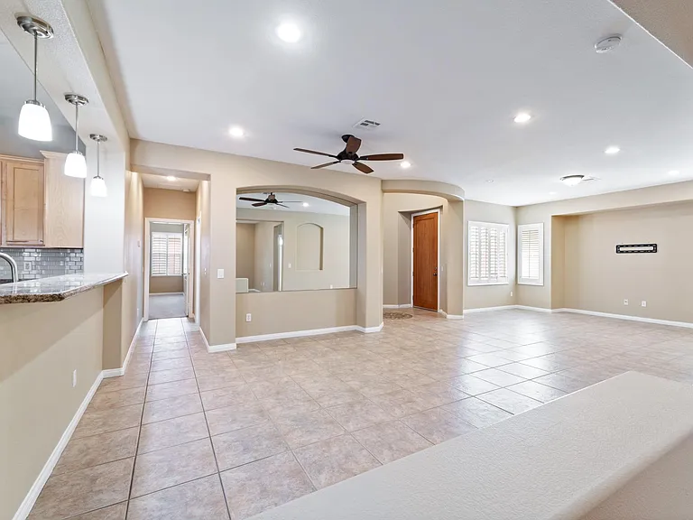 10492 Mission Park Ave — Photo 14