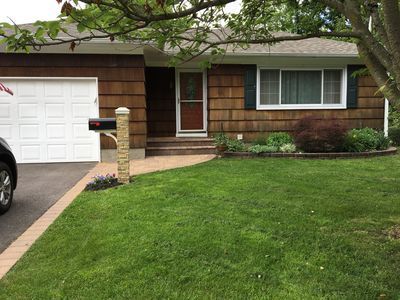 77 Beecher Ave, East Islip, NY, 11730