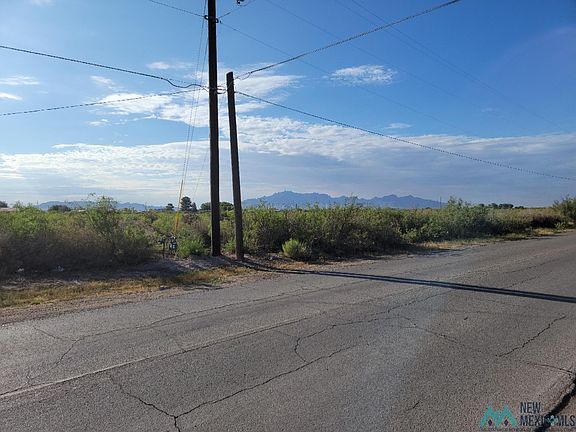 4th image of Dona Ana Rd SW