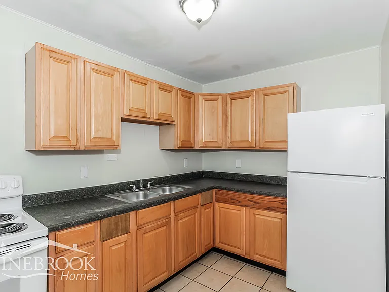 1263 Murat Ct — Photo 6