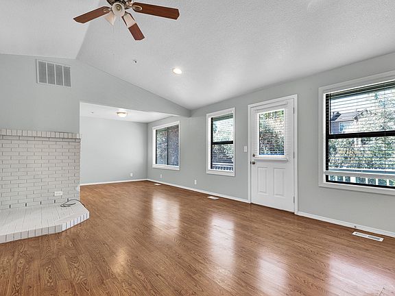 5th image of 2436 Hillcrest Way #2436