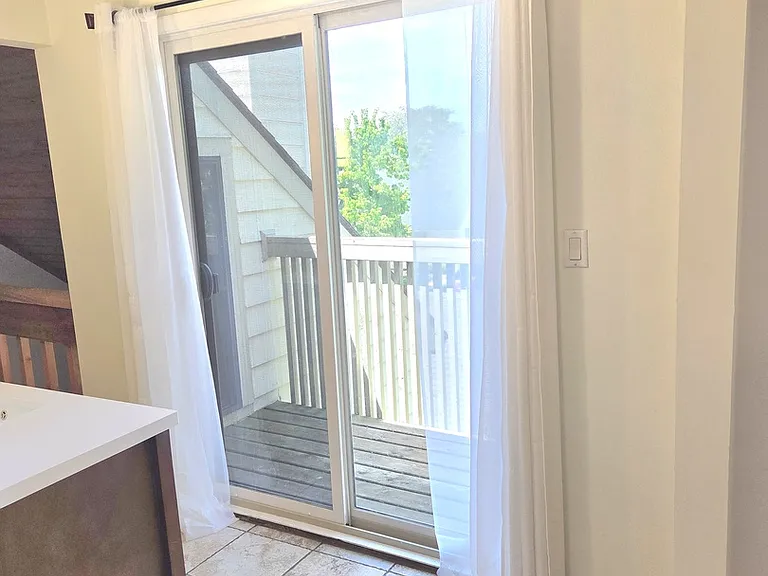 614 Dunham Rd — Photo 12