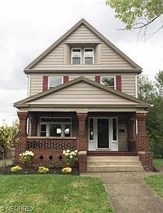 1st image of 216 E Broadway Ave