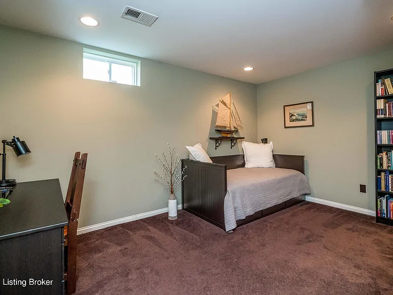 4007 Emerald Spring Pl — Photo 18