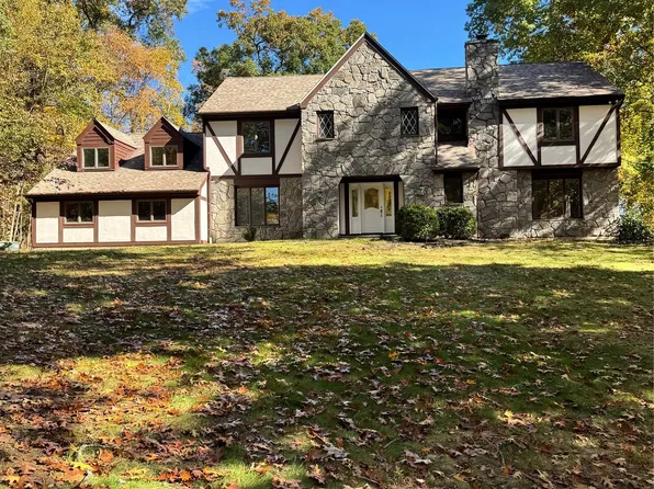 57 Innsbruck Boulevard, Hopewell Junction, NY 12533