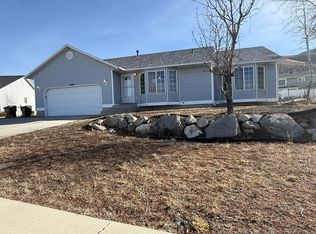 999 S Morning Ln W, Tooele, UT 84074