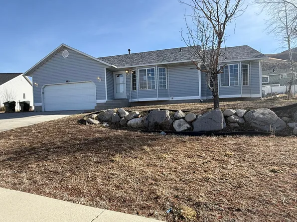 999 S Morning Ln W, Tooele, UT 84074