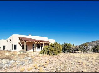 15 Cerrito Rojo Rd, Placitas, NM 87043