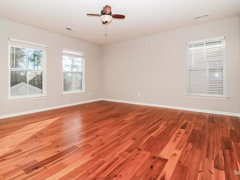 193 Avonshire Dr — Photo 11