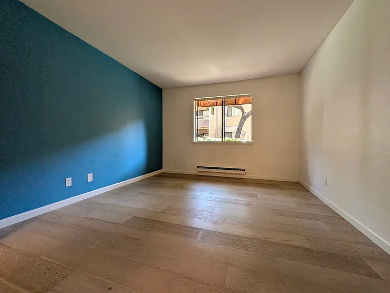 2250 Monroe St #137 — Photo 9