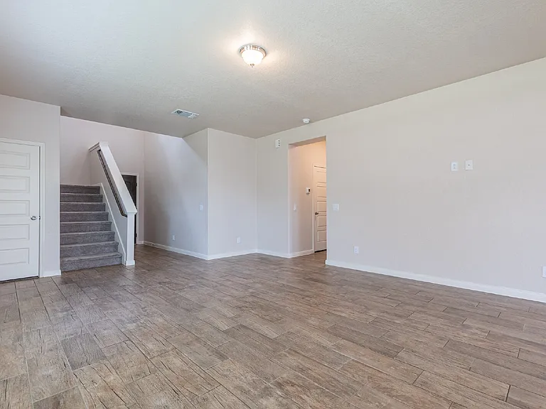 746 Farmers Dell — Photo 7