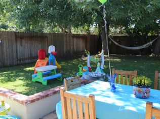 243 Albert Pl, Costa Mesa, CA 92627