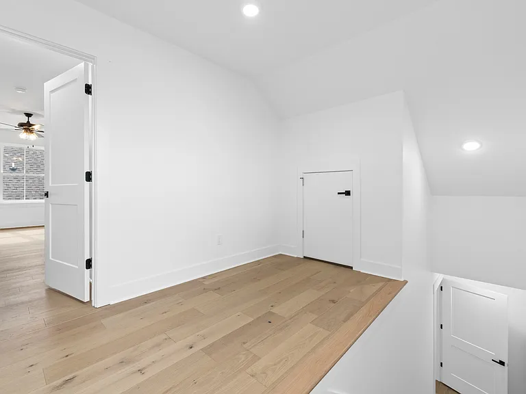 1412 Nanterre St — Photo 5