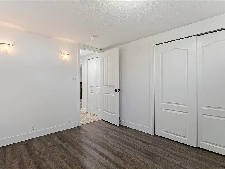 3940 Evelyn Rd — Photo 24