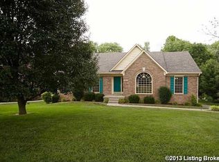 8207 Laurel Spring Dr, Louisville, KY 40299