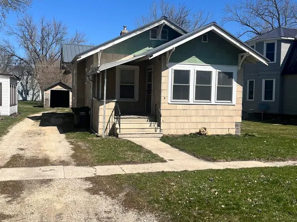 415 SE C Ave, Gilmore City, IA 50541