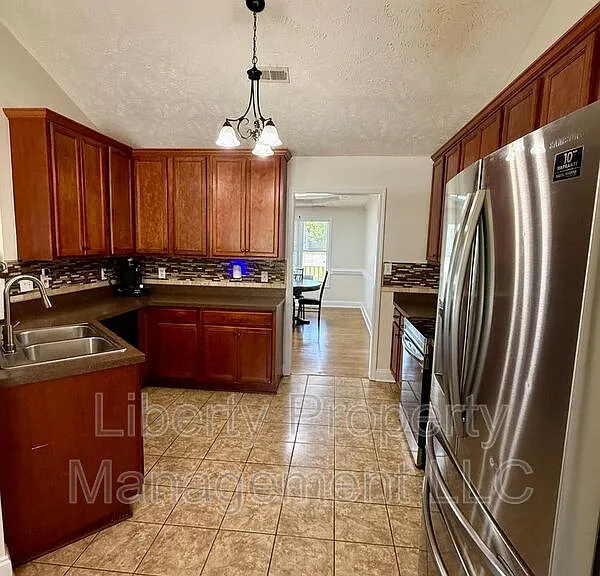 6205 Yorkie Ct — Photo 8