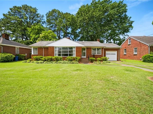 210 Porter Rd, Portsmouth, VA 23707