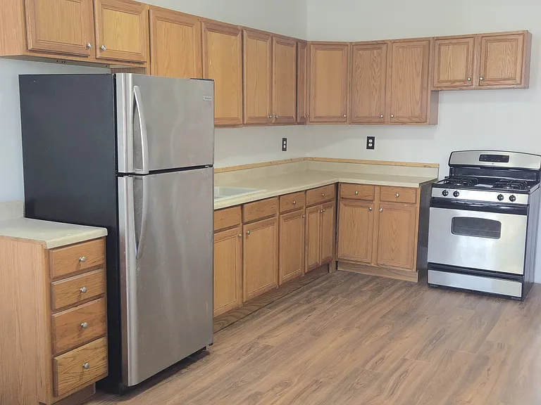 512 S Cicero Ave #2 — Photo 6