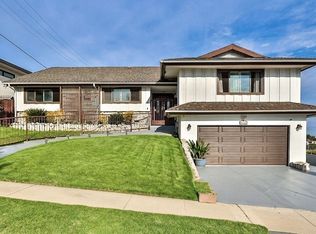 5720 S Chariton Ave, Los Angeles, CA 90056