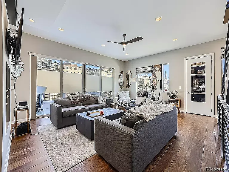 28665 Tepees Way #28665 — Photo 18