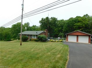 5645 Breezehill Rd SW, East Sparta, OH 44626