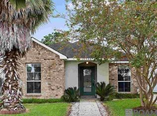 15588 Springwood Ave, Baton Rouge, LA 70817