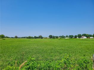 21592 Floyd Moore Rd, Gentry, AR 72734